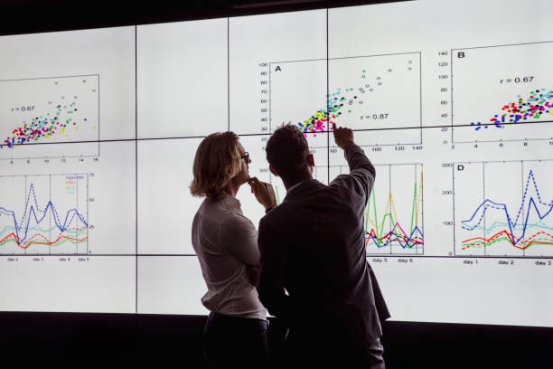 What are the key features of leading cloud service providers?