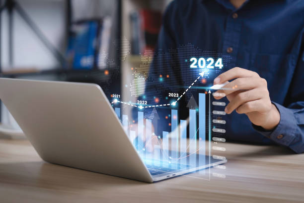 What benefits do top IT contracting companies offer for cloud services?